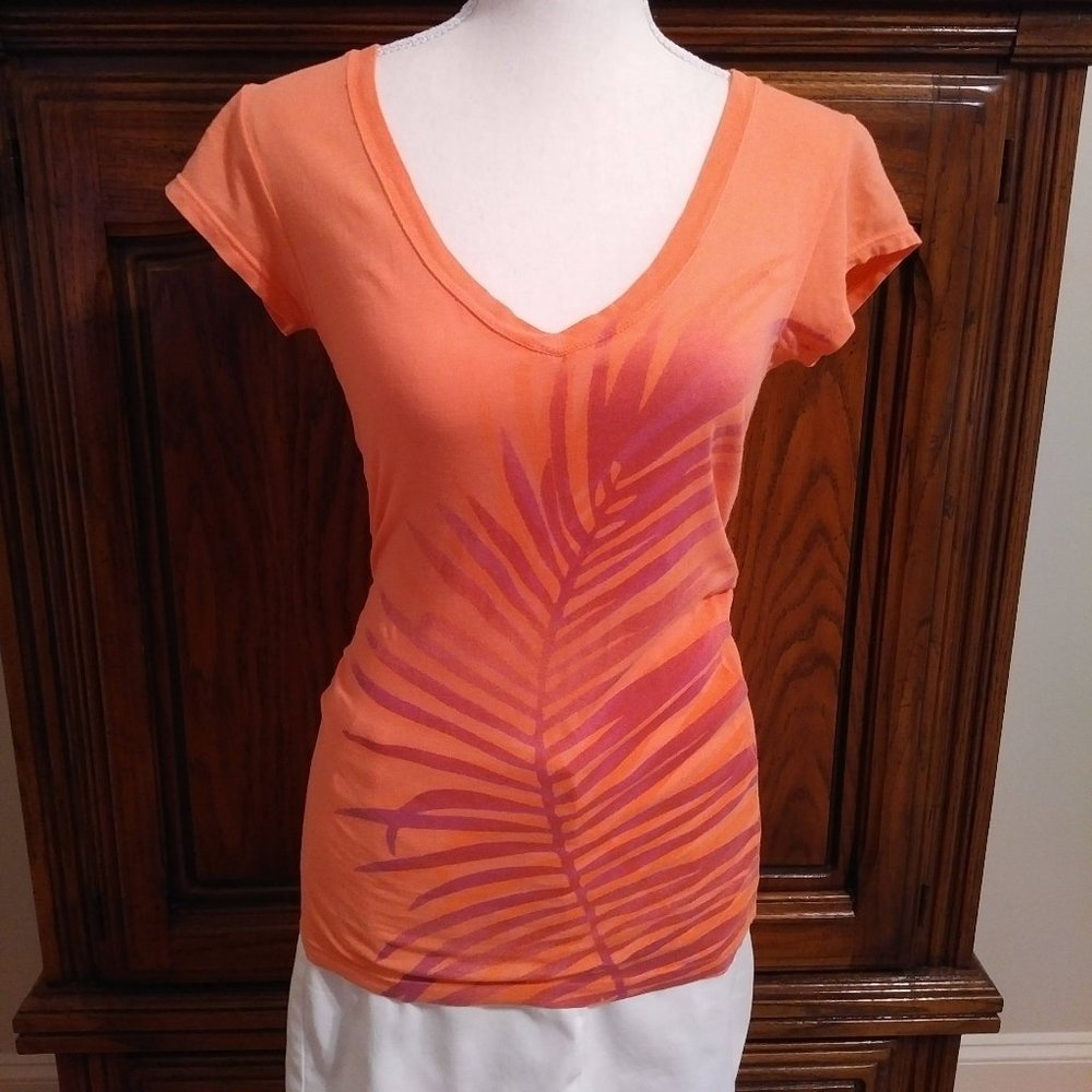 Stranded V-neck T-shirt